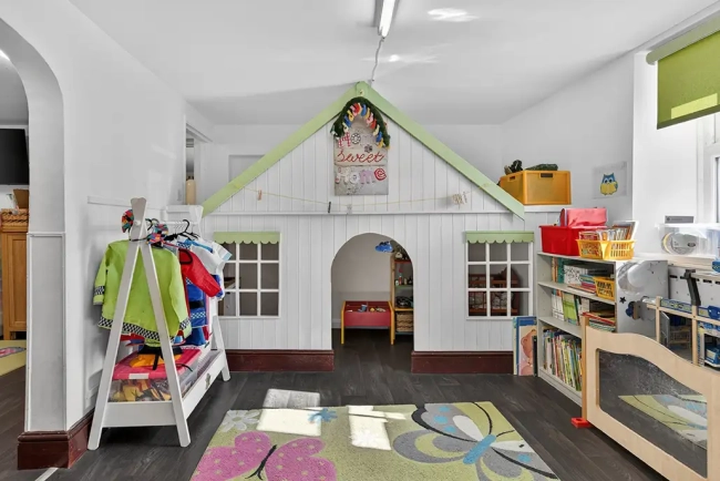 Day Nursery interior Play Area 39